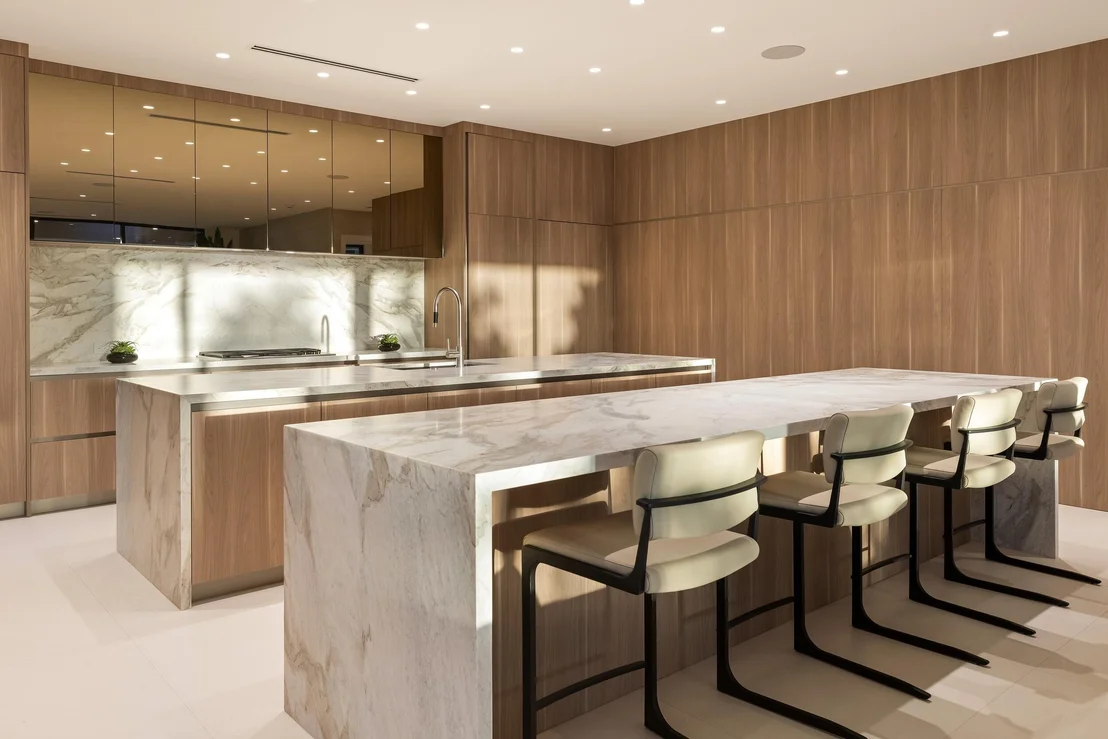 Photo of 1351 Cocoanut Road