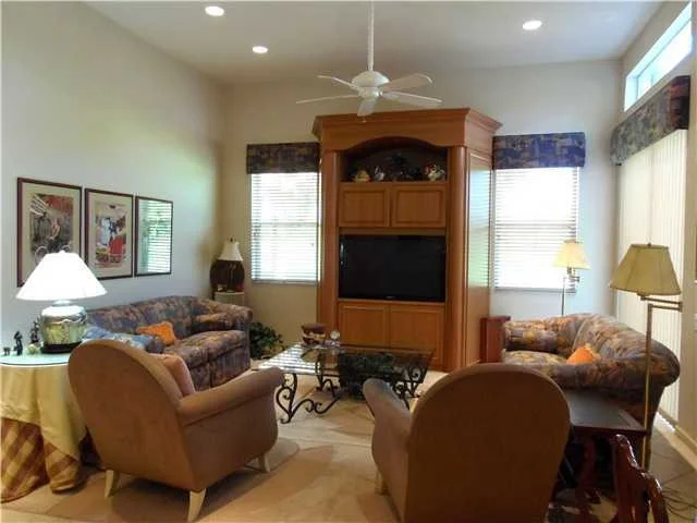 Photo of 6863 W Liseron