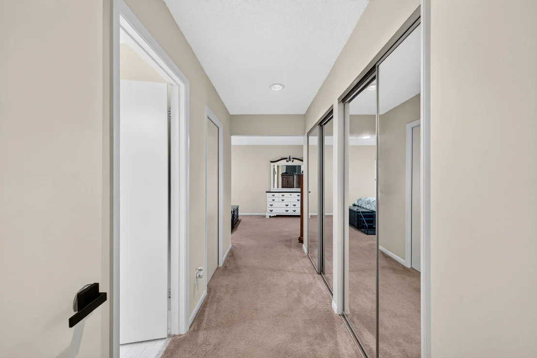 Photo of 2320 Riviera Drive
