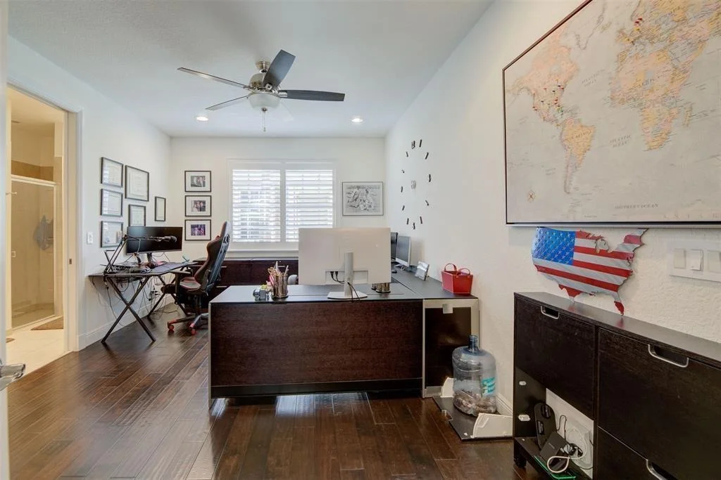 Photo of 4734 Lakeside Terrace