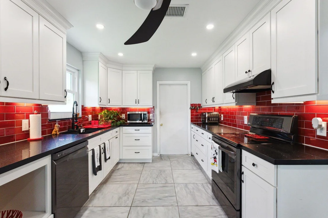 Photo of 11 Cedar Circle
