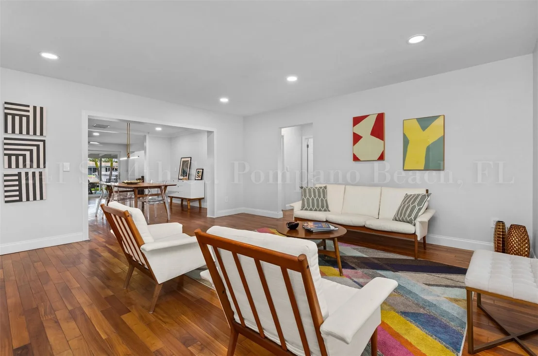 Photo of 241 SE 4th Street