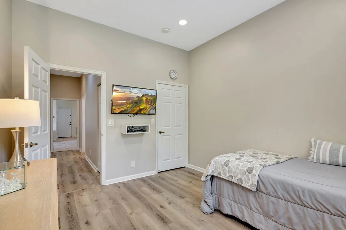 Photo of 225 Blackbird Lane