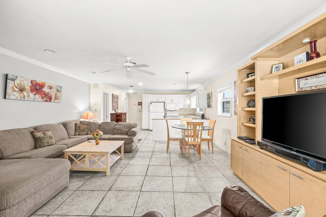 Photo of 7731 4th Terrace