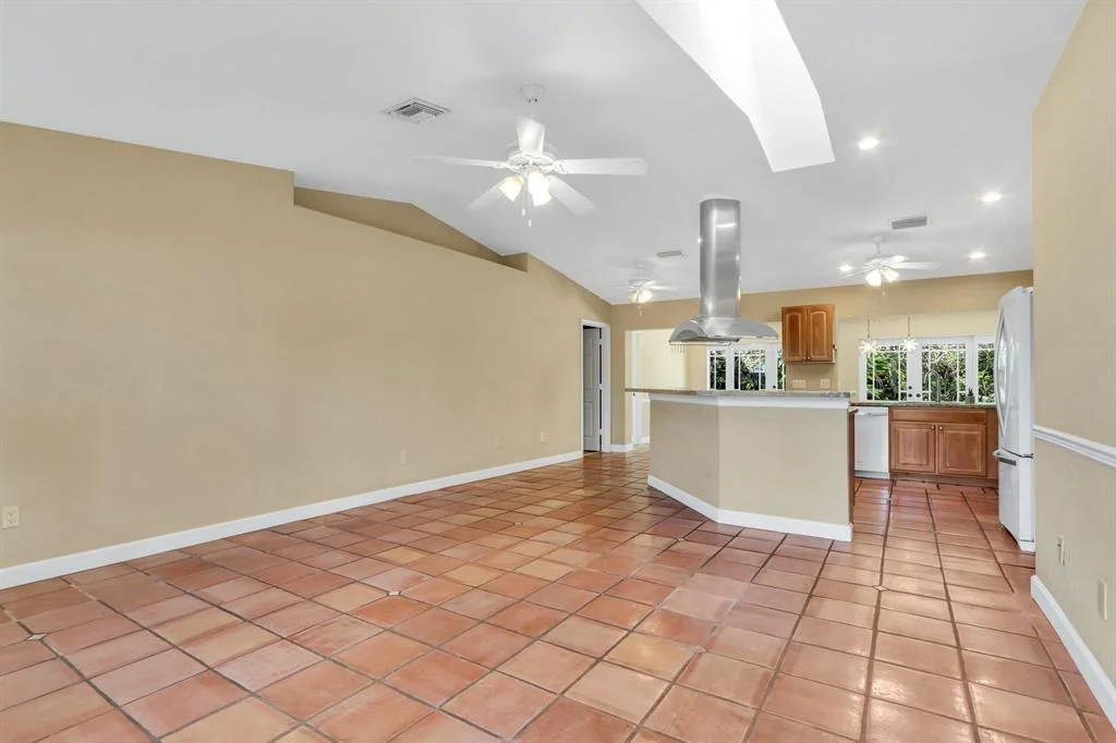Photo of 1528 Lance Road