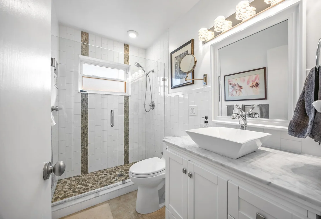 Photo of 1107 Pinetree Drive