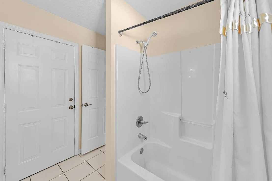 Photo of 831 SE 25th Street