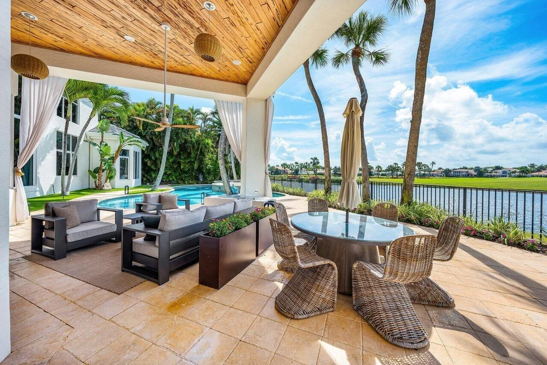 Photo of 686 Hermitage Circle