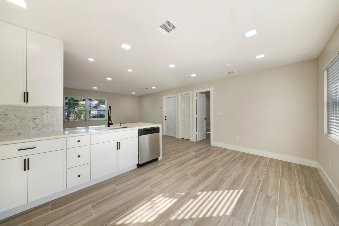 Photo of 3105 Evergreen Lane
