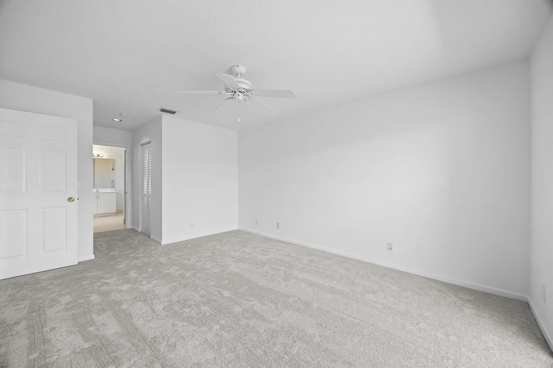Photo of 1040 Egret Circle Circle N