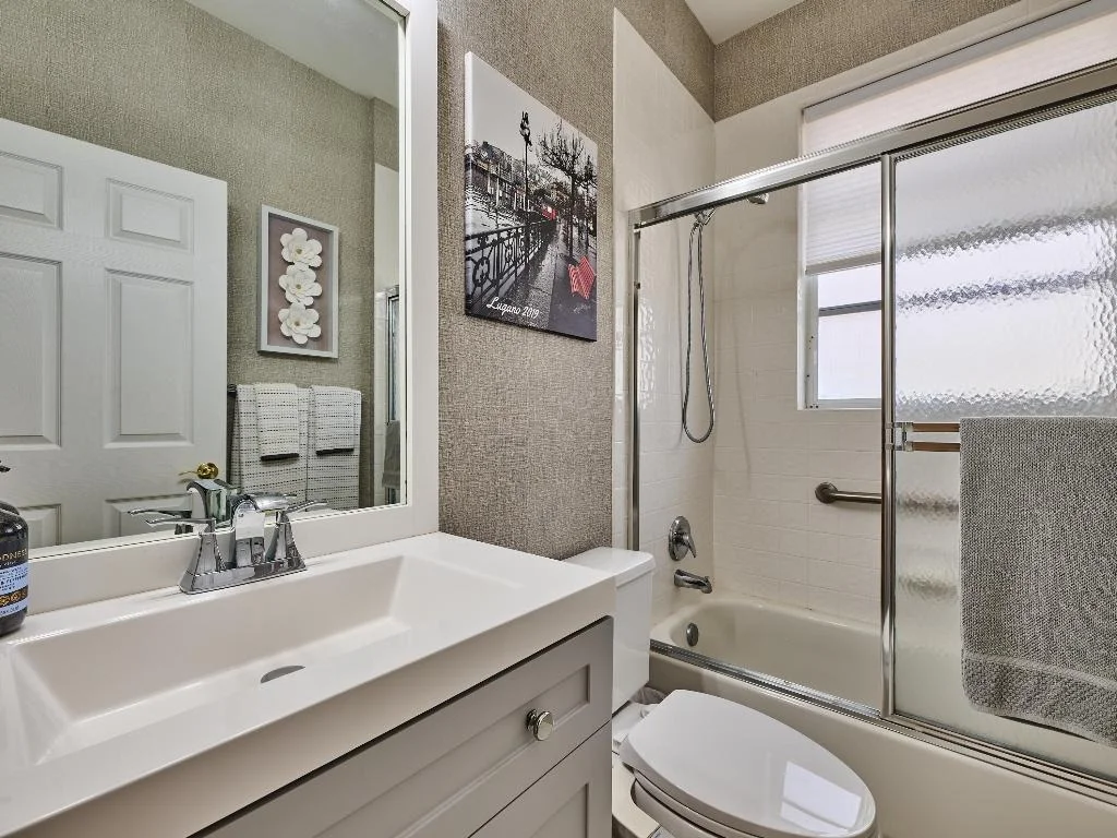 Photo of 5749 Emerald Cay Terrace