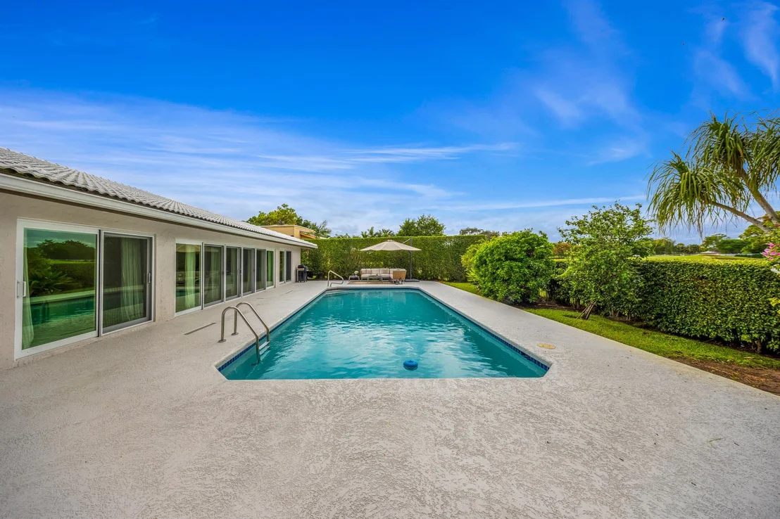 Photo of 5108 Pineview Circle