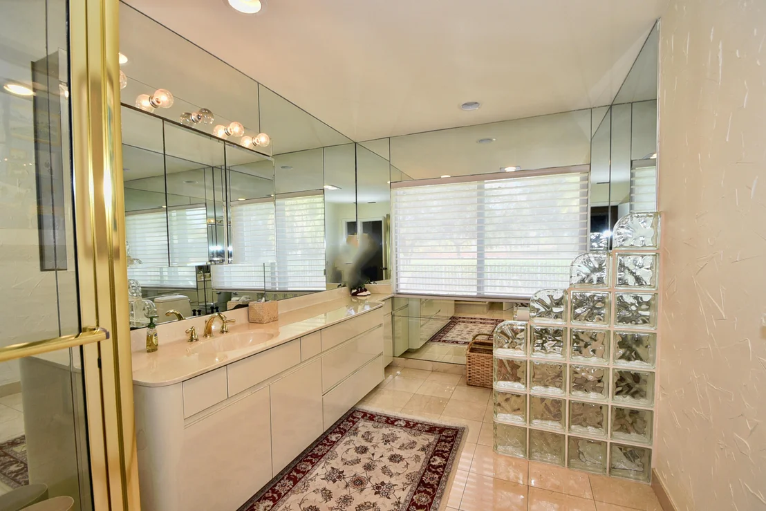 Photo of 4573 White Cedar Lane