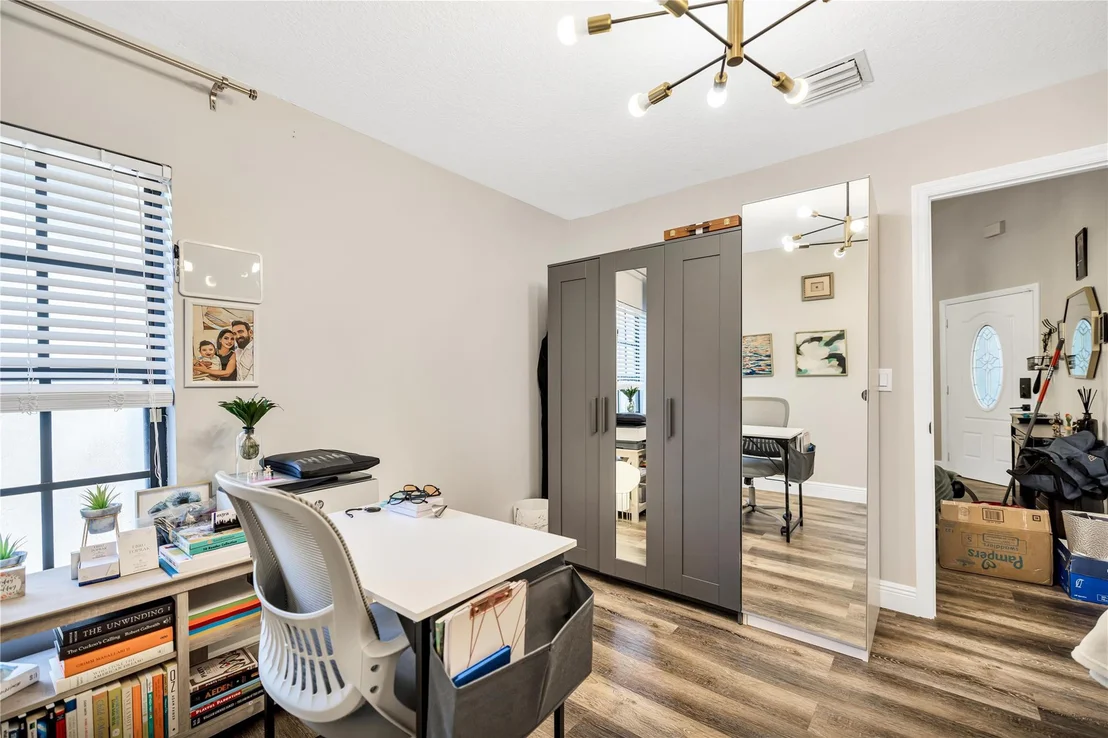 Photo of 5568 American Circle