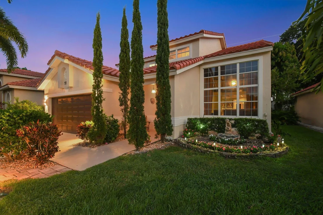 Photo of 5565 American Circle