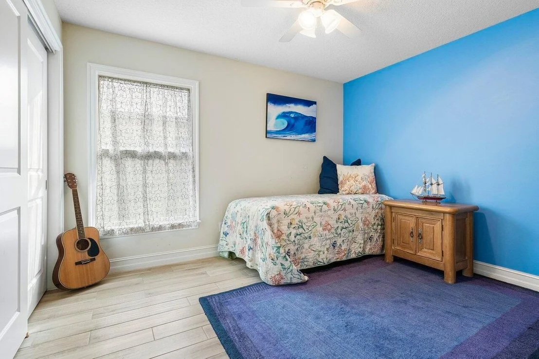 Photo of 17683 Carver Avenue