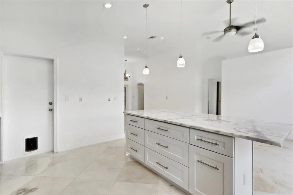 Photo of 8265 Palm Gate Drive