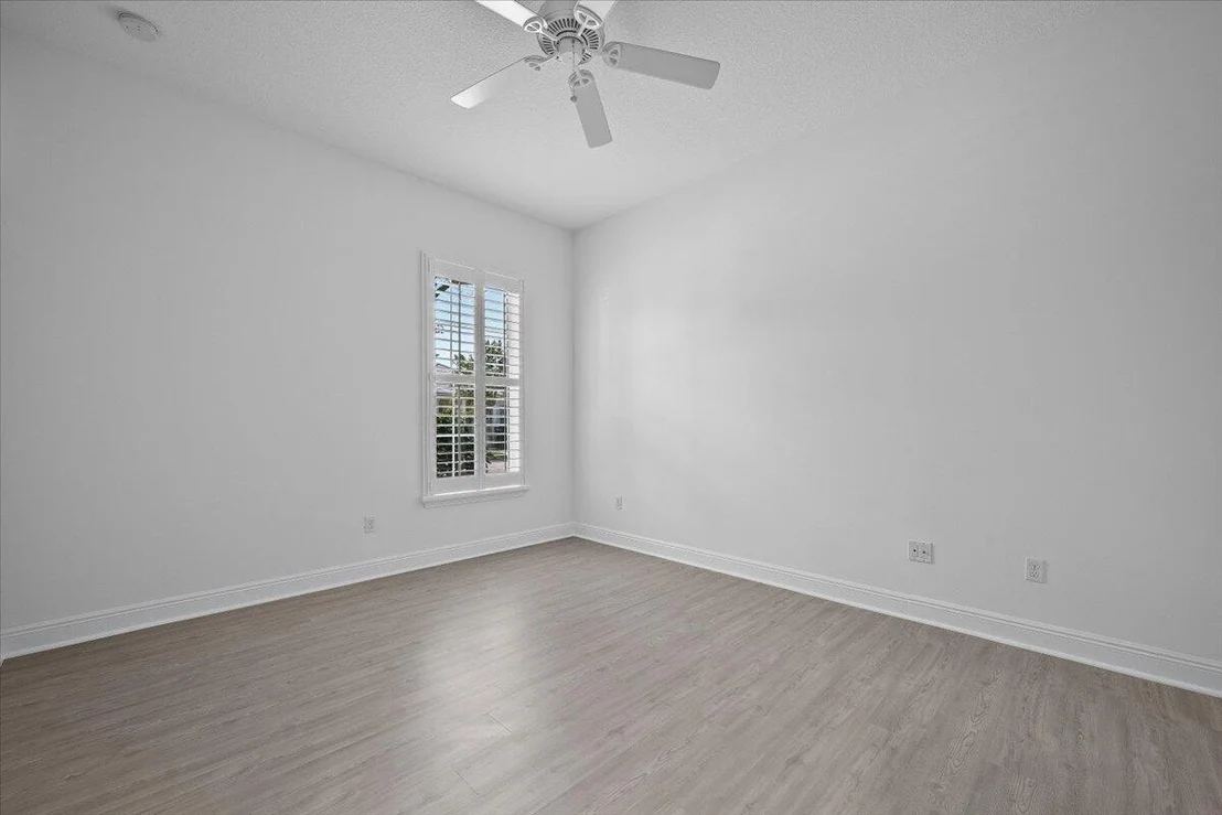 Photo of 1041 Big Pine Way