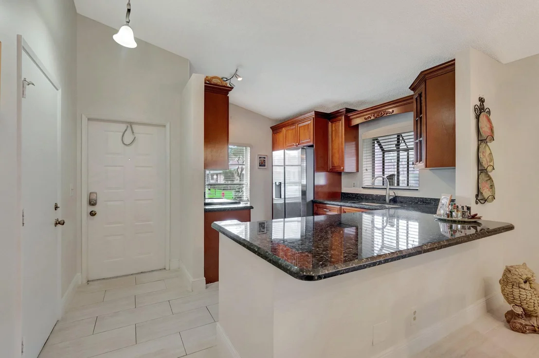 Photo of Unit C at 8081 Springtree Road