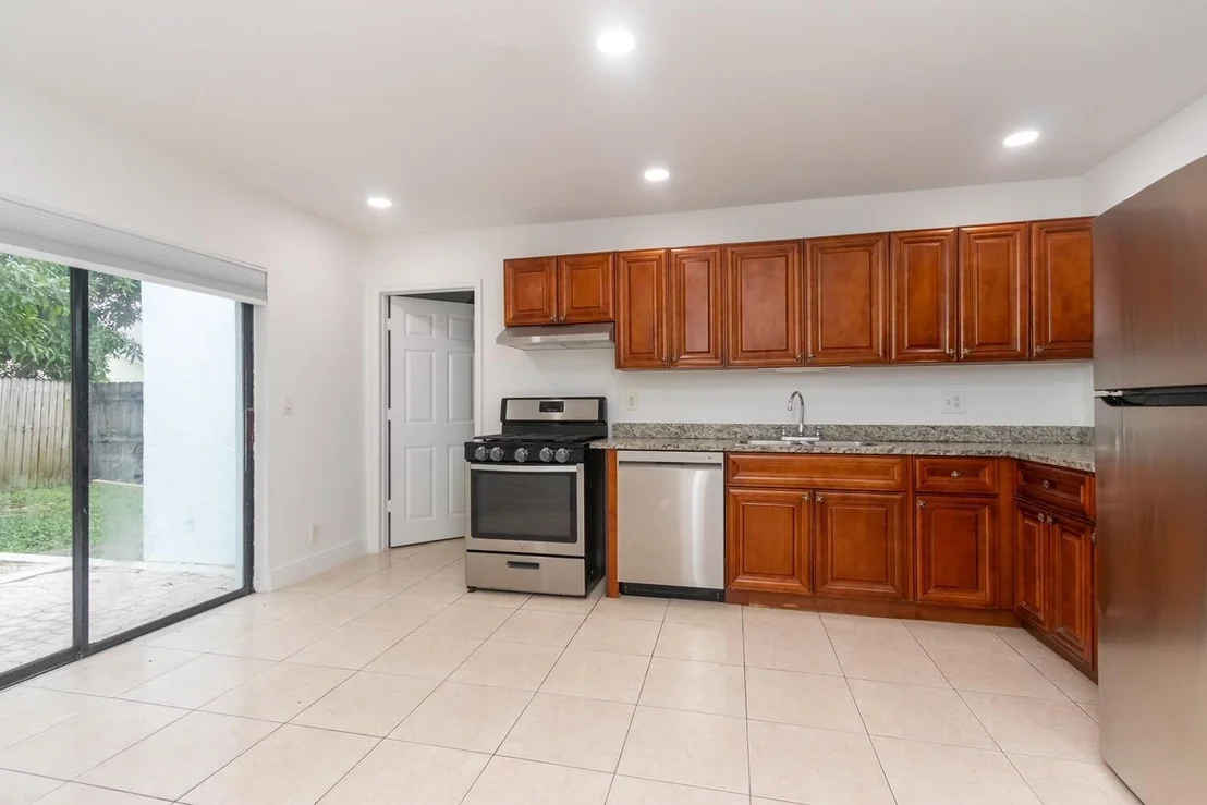 Photo of 5790 Ithaca Circle E