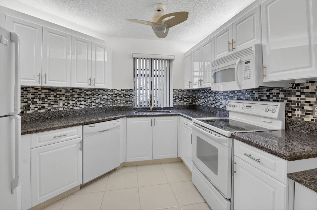 Photo of Unit E at 5217 Brisata Circle
