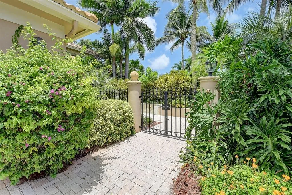 Photo of 2185 NW 60th Road