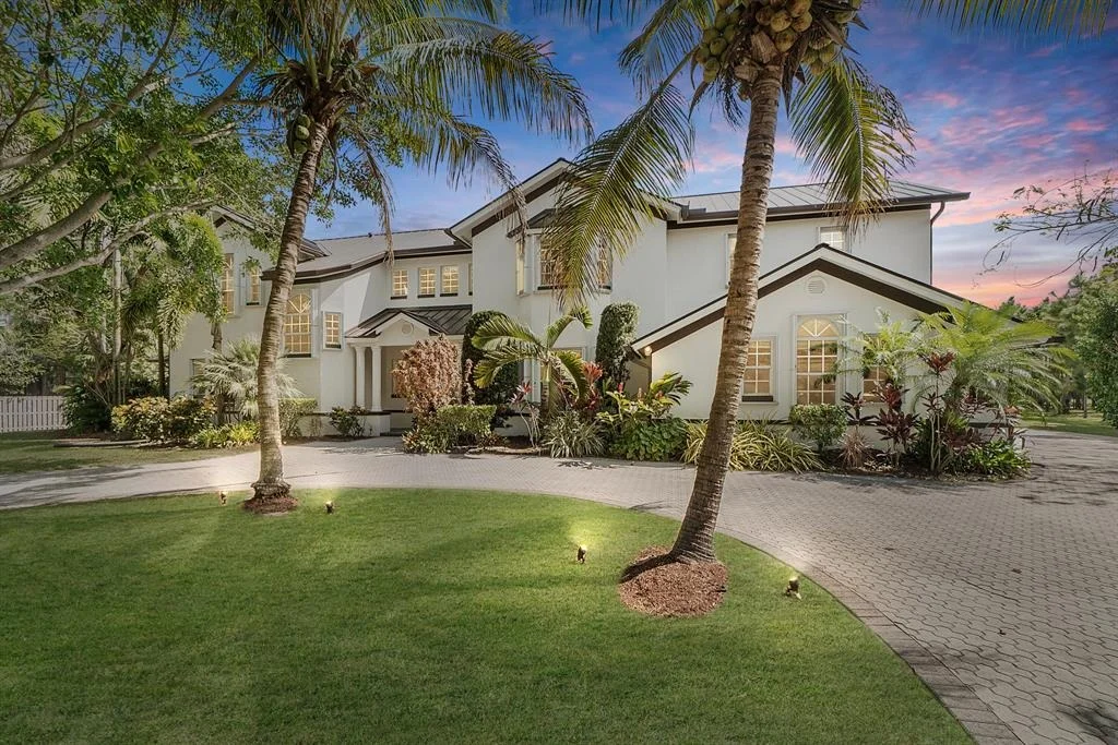 Photo of 13638 Greentree Trail