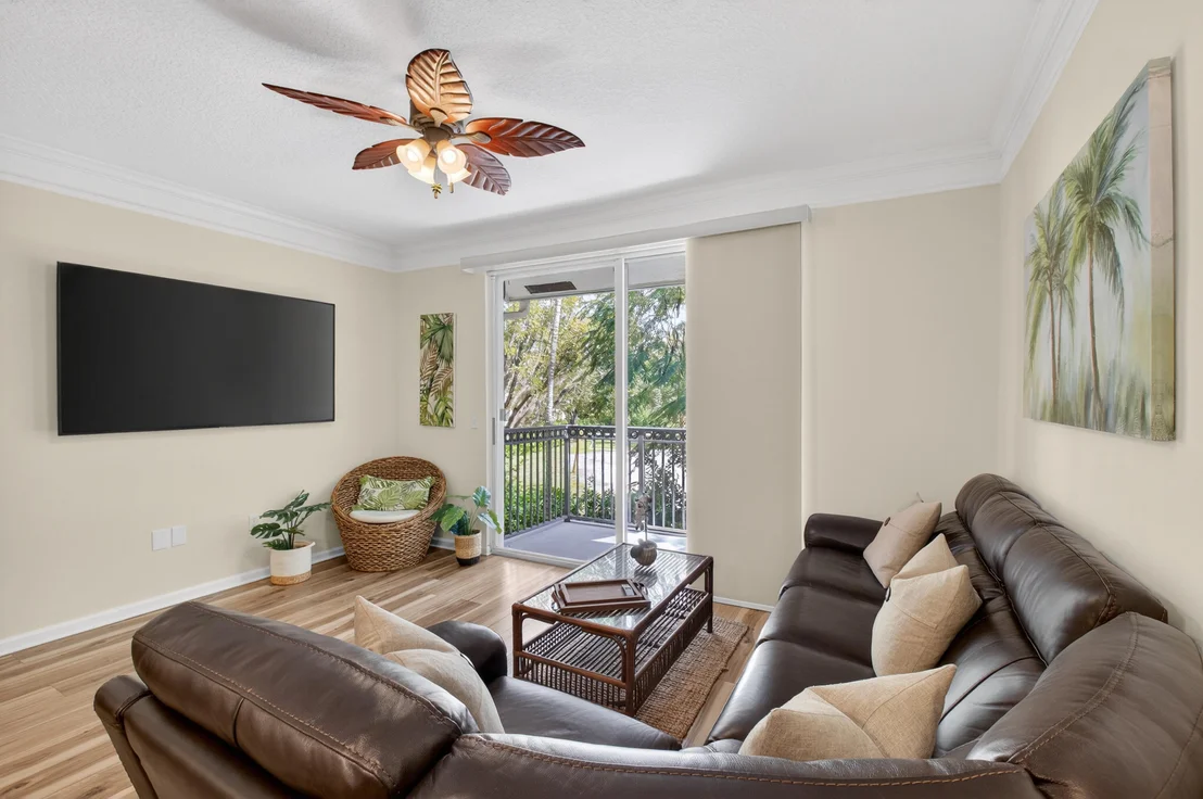 Photo of Unit 607 at 2022 Alta Meadows Lane