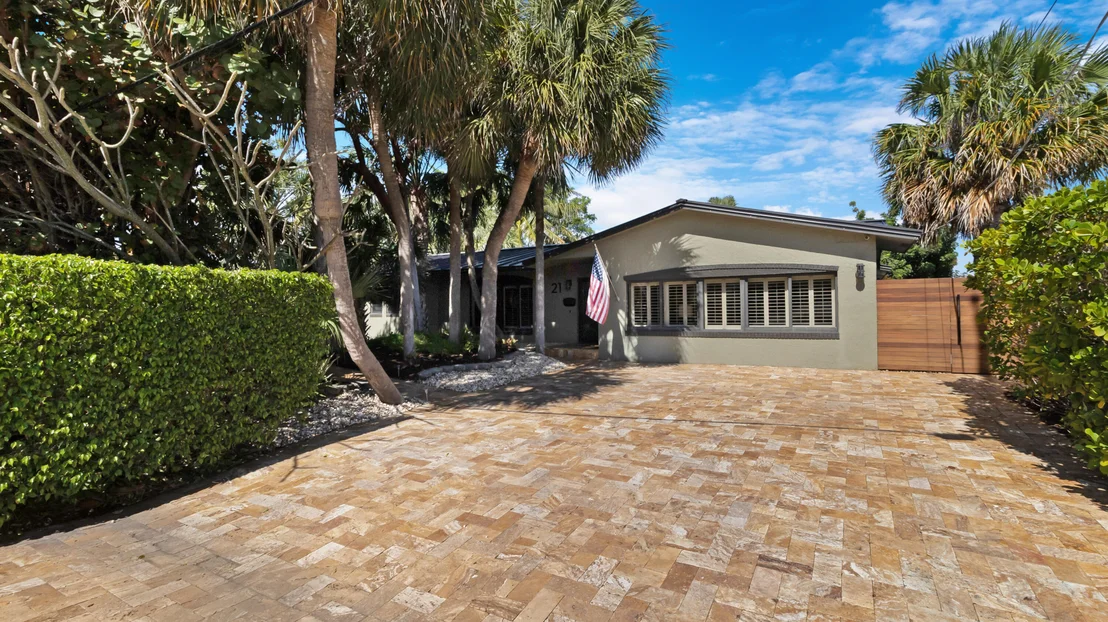 Photo of 21 SE 14th Street