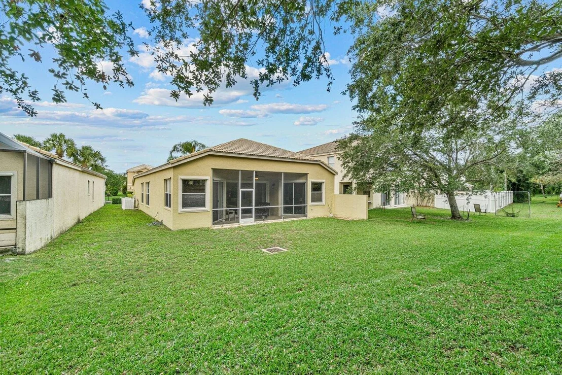Photo of 7168 Copperfield Circle