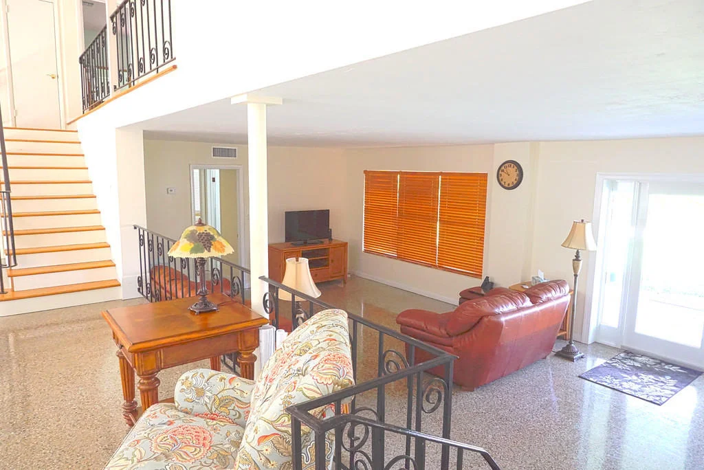 Photo of 731 Sunset Drive