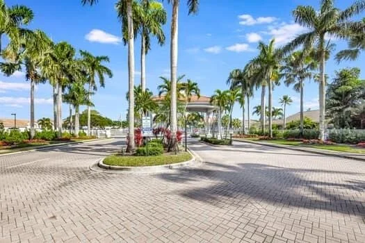 Photo of 10299 Utopia Circle W