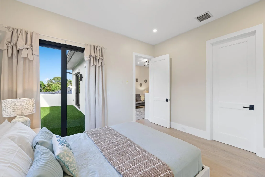 Photo of 525 Whispering Pines Road