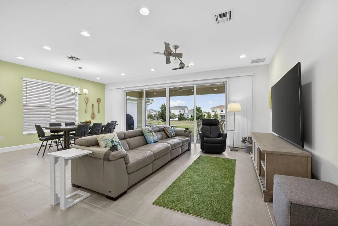 Photo of 1411 Thistle Place