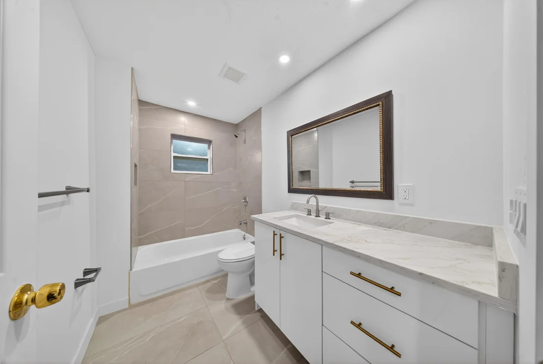 Photo of 712 SE Bayou Avenue