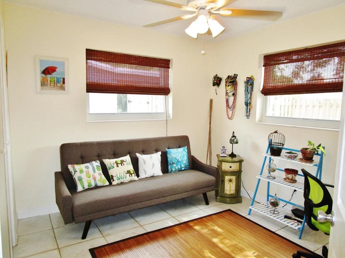 Photo of 1005 NW 68th Terrace