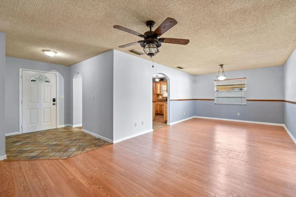 Photo of 5501 Palm Drive