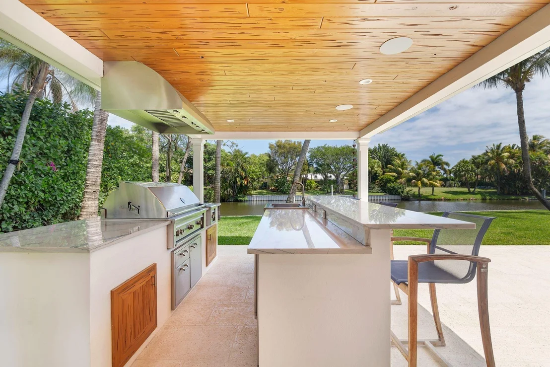 Photo of 7226 Pine Tree Lane