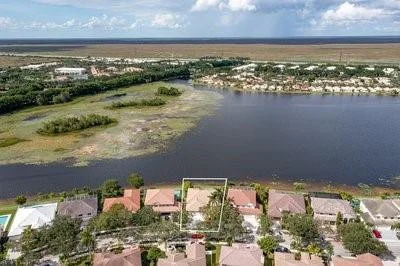 Photo of 921 Crestview Circle