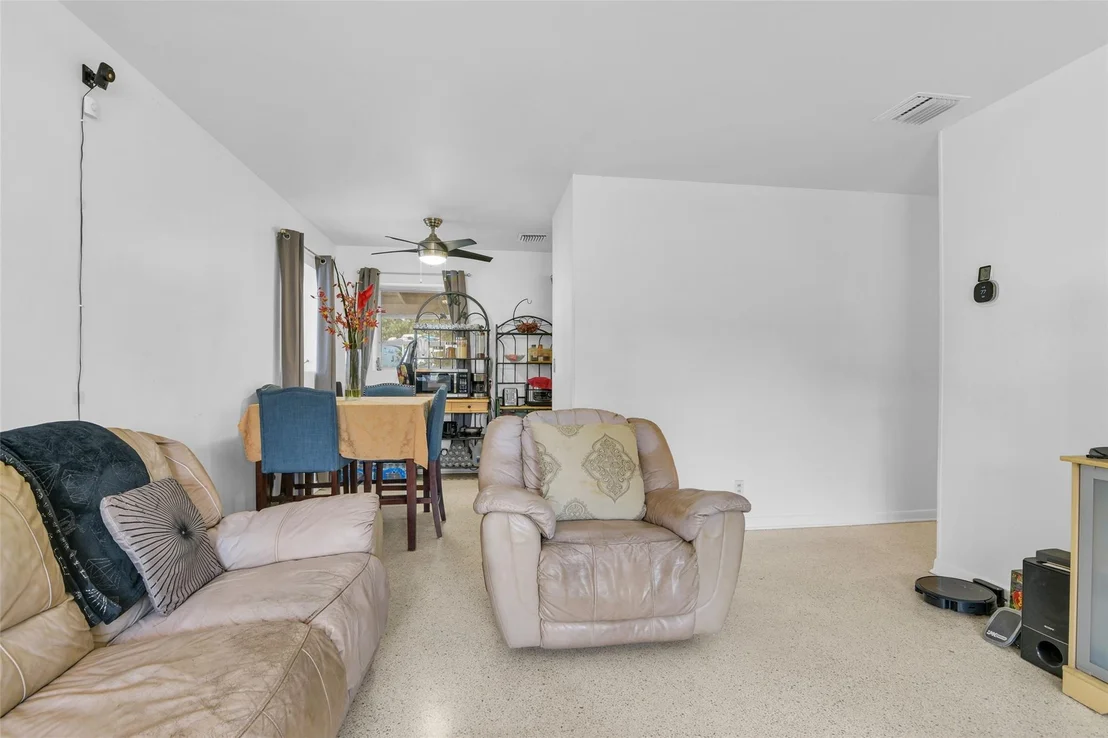Photo of 300 Cavalier Road