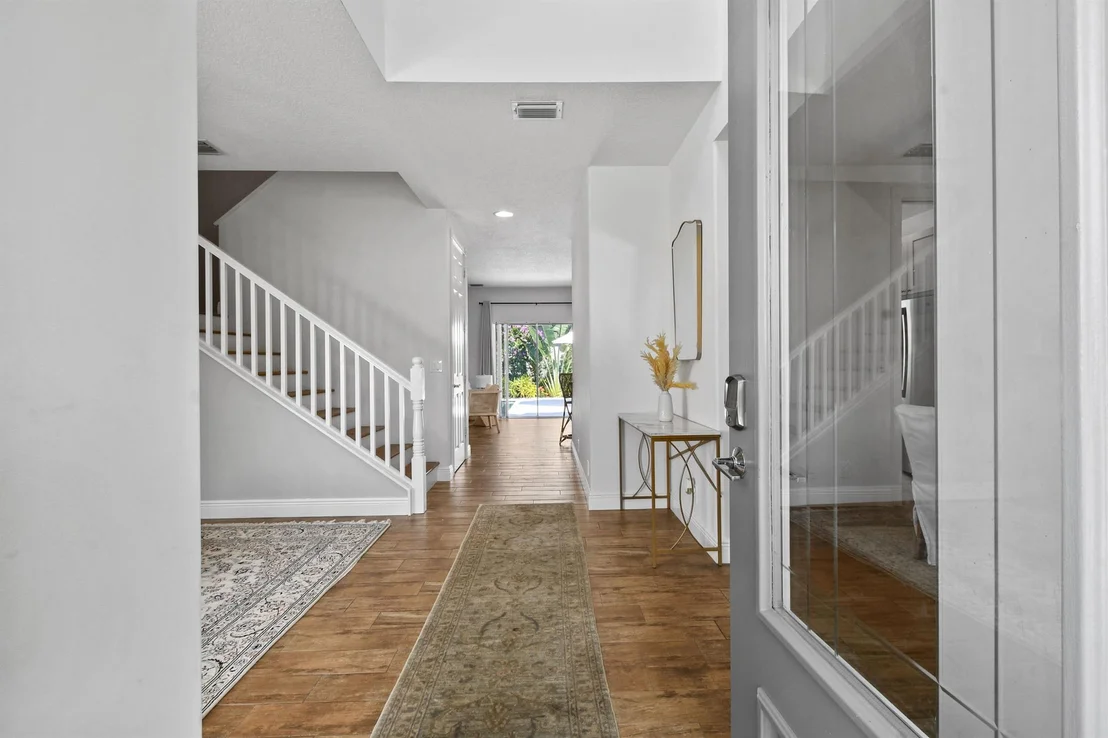 Photo of 1228 Egret Circle S