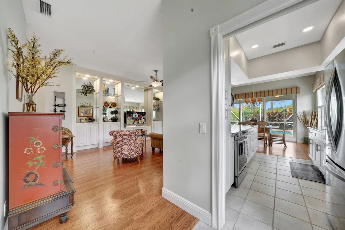Photo of 4775 Temple Drive