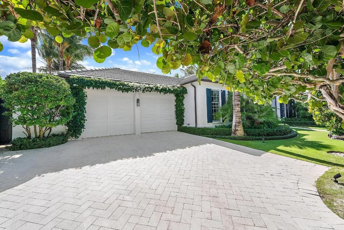 Photo of 216 Sandpiper Drive