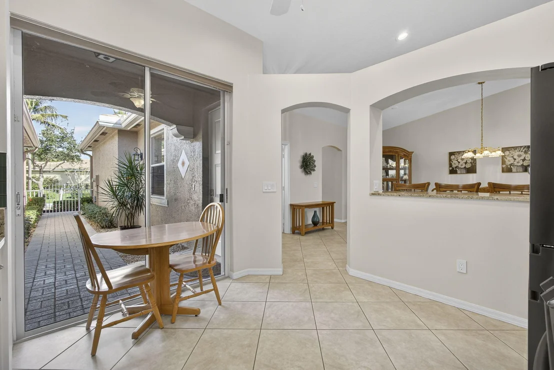 Photo of 8638 Lineyard Cay