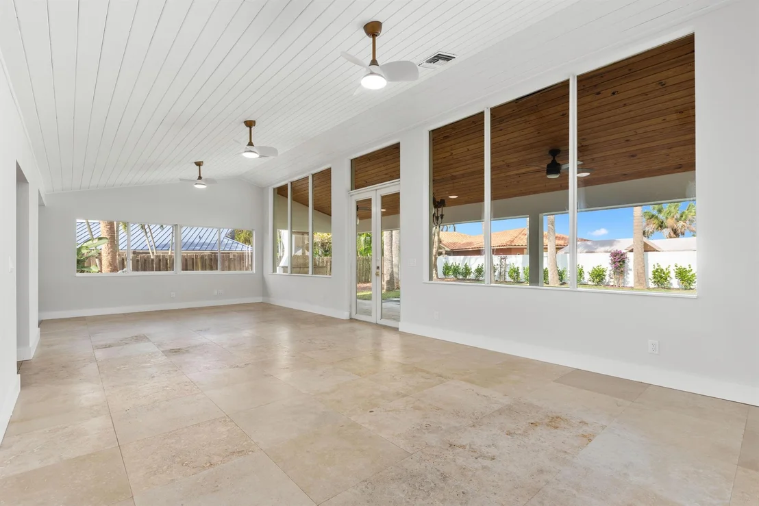 Photo of 4430 SE Bayshore Terrace