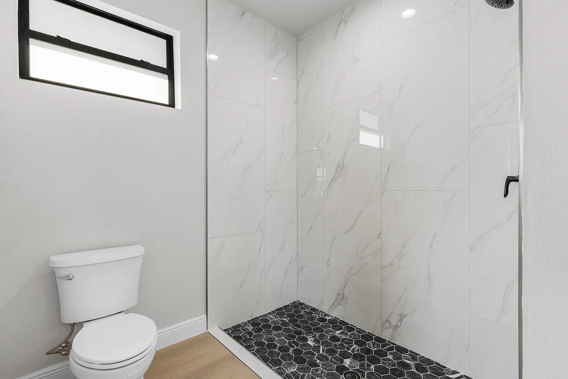 Photo of 1299 Argosy Road