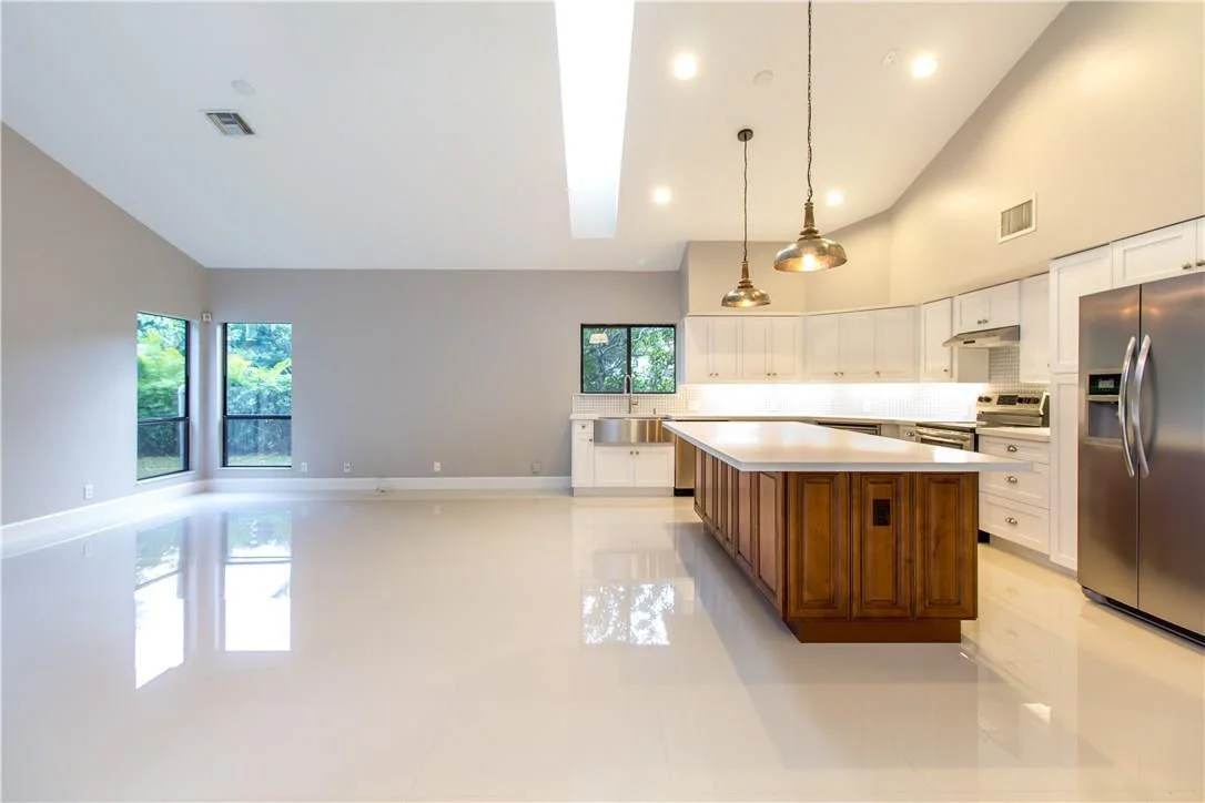 Photo of 4622 NW 26th Way