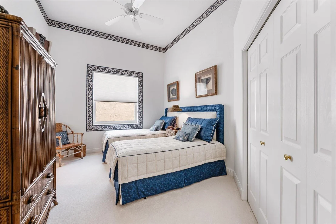Photo of 6533 Somerset Circle