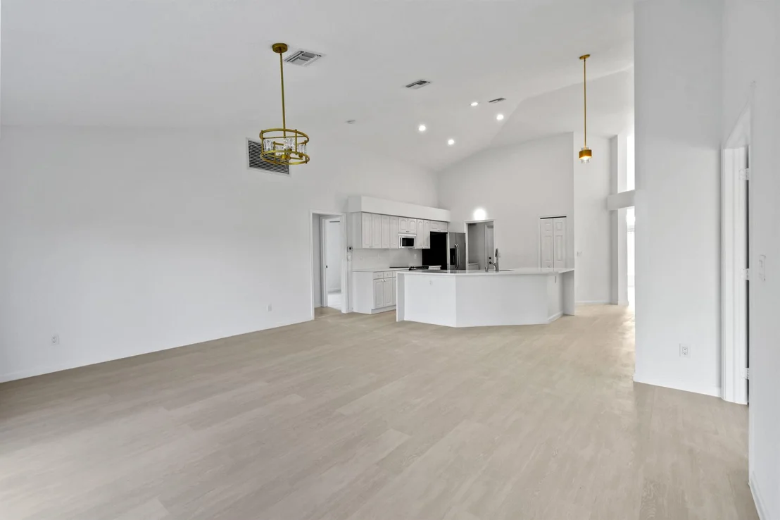Photo of 15935 78th Place N