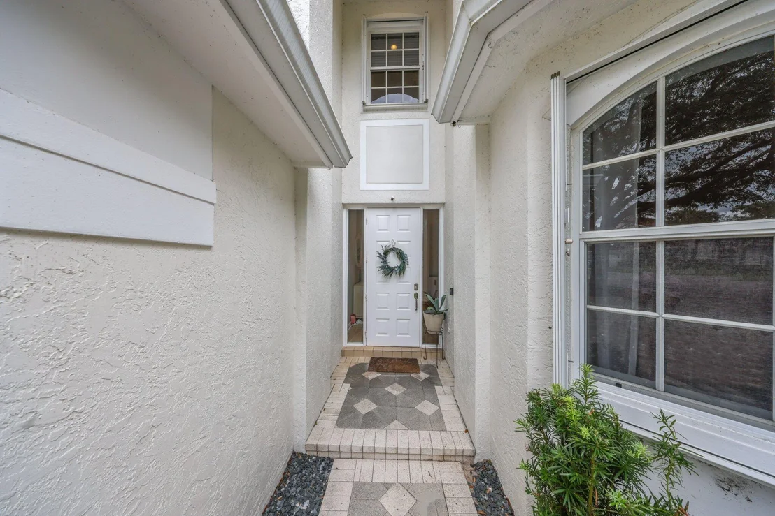 Photo of 423 Meadowlark Drive
